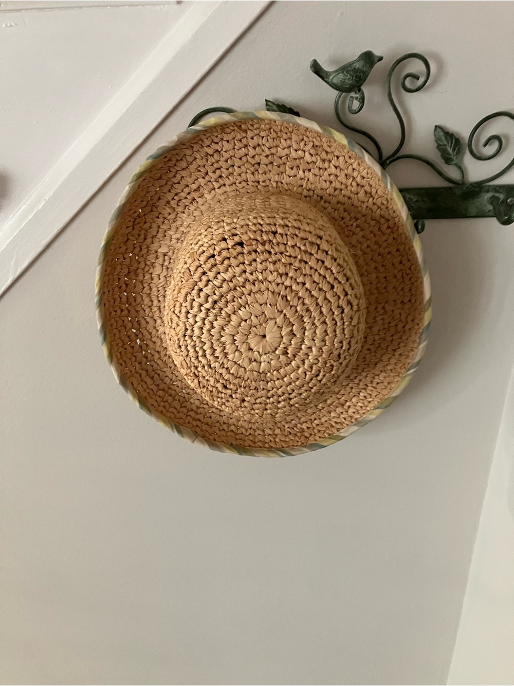 Rattan women’s